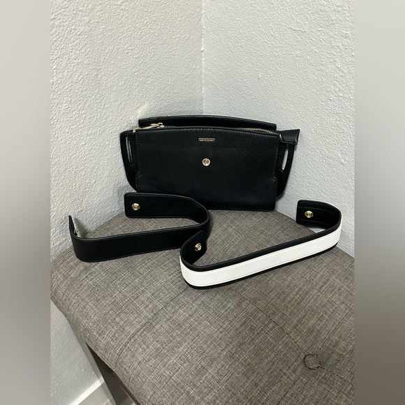 White House Black Market Clutch / Crossbody - Picture 6 of 8